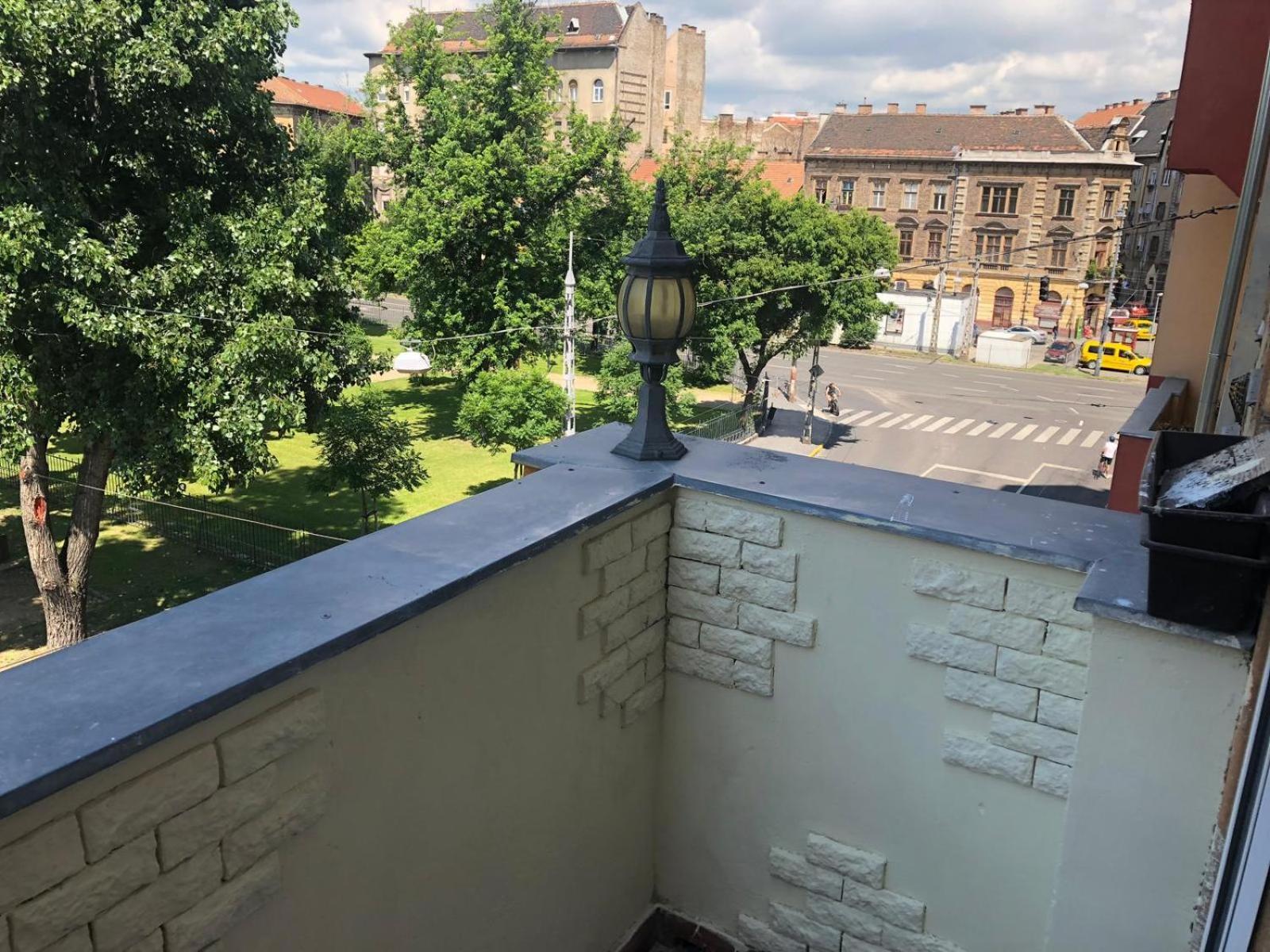 Kalvaria With Balcony, Free Parking And Ac Boedapest Buitenkant foto