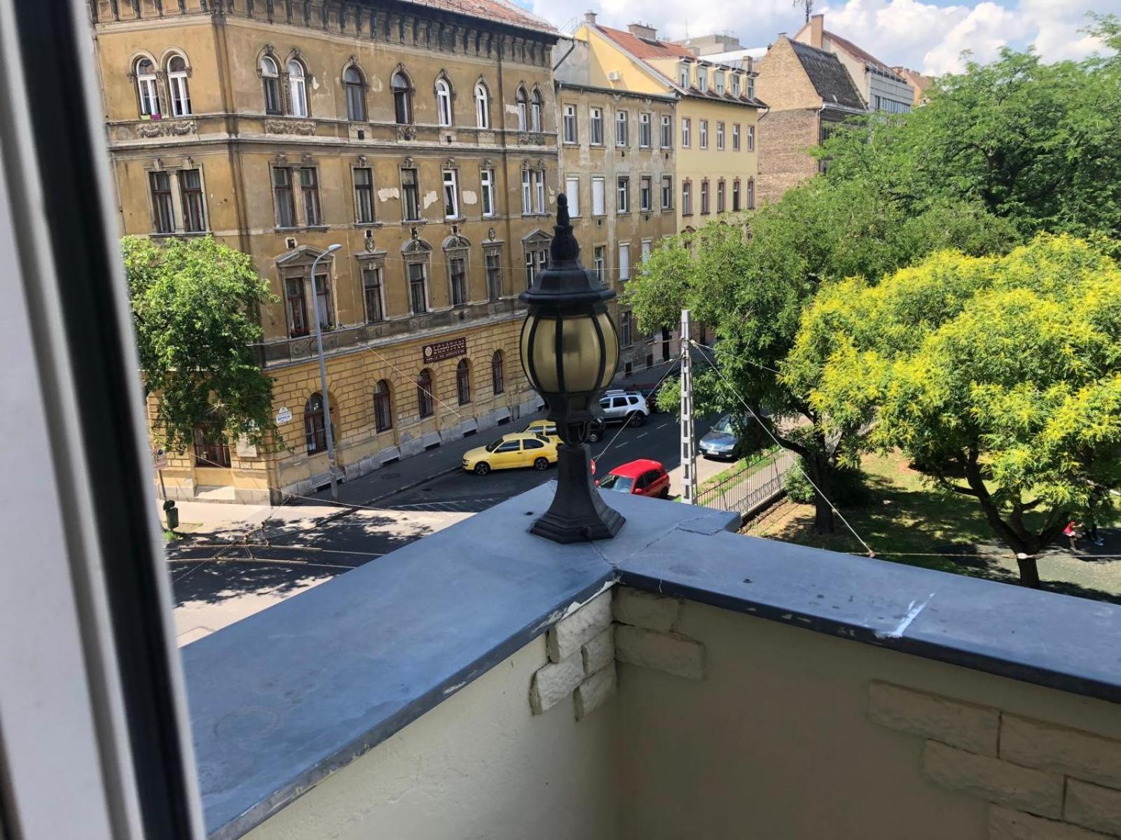 Kalvaria With Balcony, Free Parking And Ac Boedapest Buitenkant foto